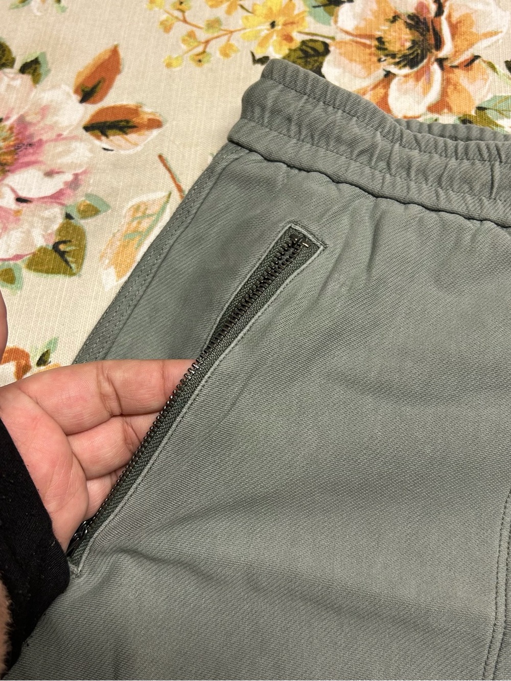 ATHLETA Casual Drawstring Waist Skirt - Sage Green Size 10 - Picture 2 of 6